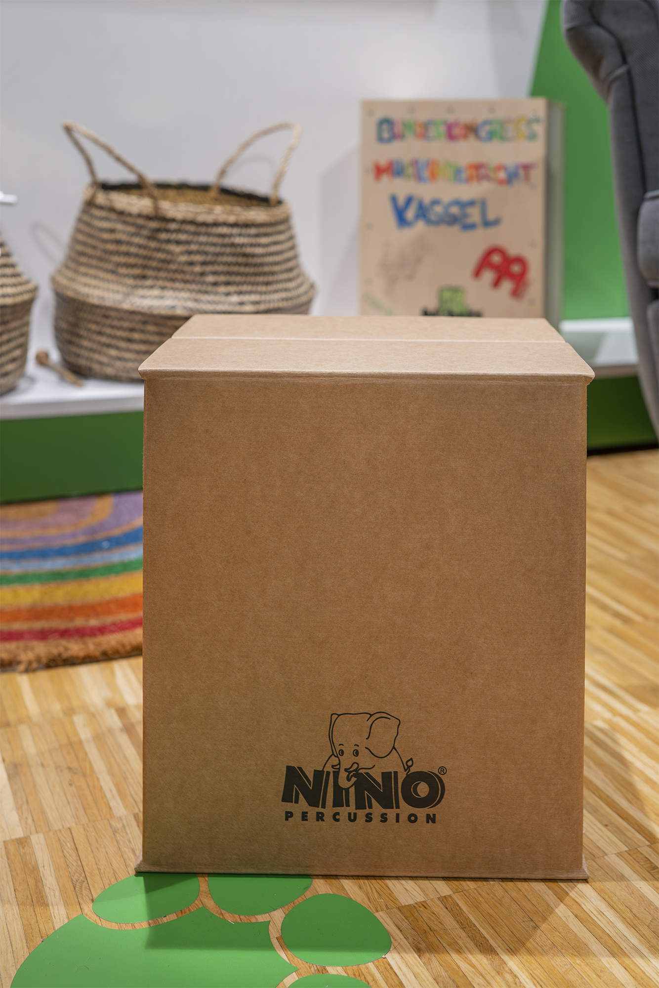 Cajon2Go – Cardboard Cajon faltbar